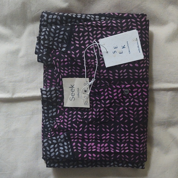 Seek Collective Sara Dress in Foliage Print - Picture 1 of 16